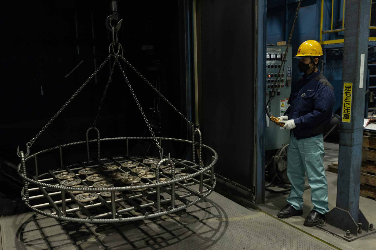 ショットブラスト(砂落とし)